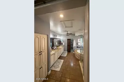 11627 E Regal Court, Chandler, AZ 85249 - Photo 7