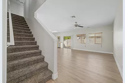 7042 W Mercer Lane, Peoria, AZ 85345 - Photo 3