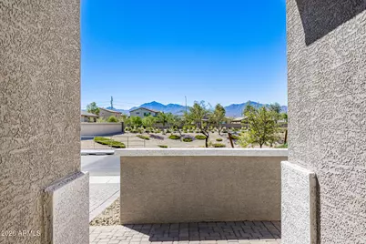 11046 W Levi Drive, Tolleson, AZ 85353 - Photo 5