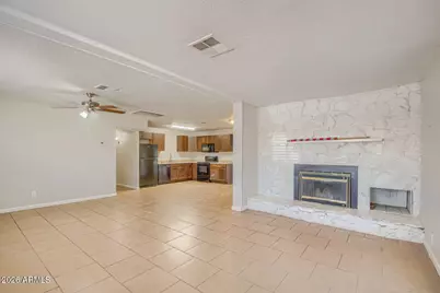 2930 N 80th Lane, Phoenix, AZ 85033 - Photo 3