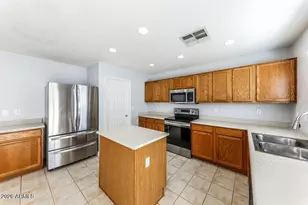 16809 W Central St, Surprise, AZ 85388 - Photo 7