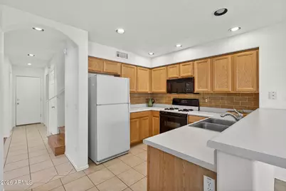 1340 W Wahalla Lane, Phoenix, AZ 85027 - Photo 7