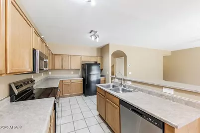 16142 W Banff Lane, Surprise, AZ 85379 - Photo 7