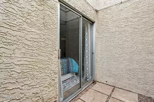 8004 N 32nd Dr, Phoenix, AZ 85051 - Photo 13