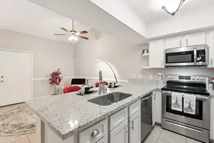 8004 N 32nd Dr, Phoenix, AZ 85051 - Photo 5