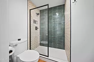 1944 E Medlock Dr, Phoenix, AZ 85016 - Photo 33