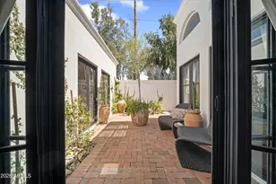 1944 E Medlock Dr, Phoenix, AZ 85016 - Photo 3