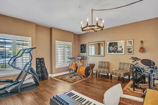 7282 W Camino De Oro, Peoria, AZ 85383 - Photo 9