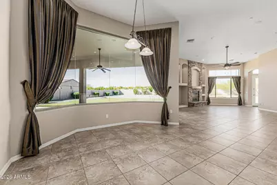 10024 W Jj Ranch Road, Peoria, AZ 85383 - Photo 5