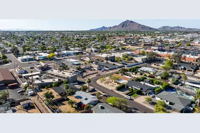 2620 N 72nd Place, Scottsdale, AZ 85257 - Photo 3