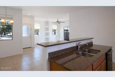 4356 E Sack Drive, Phoenix, AZ 85050 - Photo 9