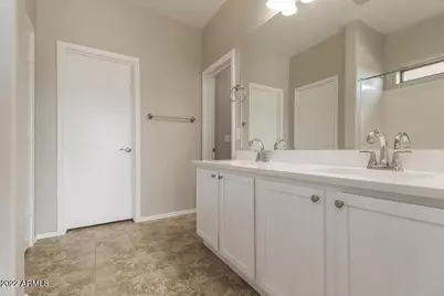 709 E Whyman Avenue, Avondale, AZ 85323 - Photo 11