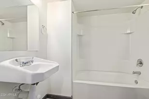 129 N 11th Ave, Phoenix, AZ 85007 - Photo 7