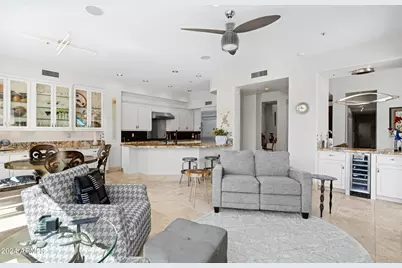 7705 E Doubletree Ranch Road #3, Scottsdale, AZ 85258 - Photo 9