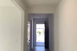 29437 N 113th Ln, Peoria, AZ 85383 - Photo 5