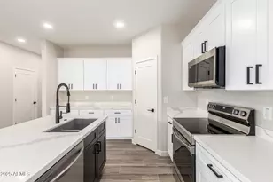 11156 W Torren Dr, Arizona City, AZ 85123 - Photo 11