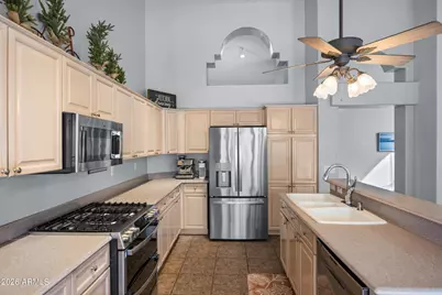 3521 E Brookwood Court, Phoenix, AZ 85048 - Photo 11