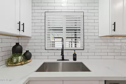 1534 E Hampton Circle, Mesa, AZ 85204 - Photo 13