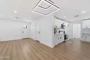 1534 E Hampton Cir, Mesa, AZ 85204 - Photo 7