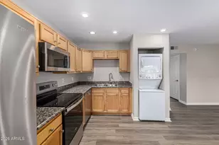 12440 N 20th St, Phoenix, AZ 85022 - Photo 11