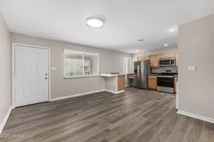 12440 N 20th St, Phoenix, AZ 85022 - Photo 7