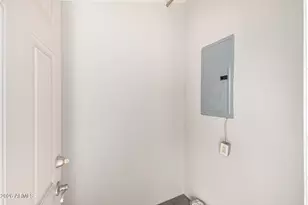 12440 N 20th St, Phoenix, AZ 85022 - Photo 19