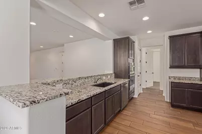 7103 W Jasmine Trail, Peoria, AZ 85383 - Photo 9