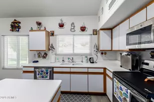 240 W Ensueno St, Gilbert, AZ 85233 - Photo 13