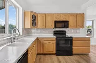 17449 E Caliente Dr, Fountain Hills, AZ 85268 - Photo 3