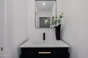 7539 E Palm Ln, Scottsdale, AZ 85257 - Photo 45