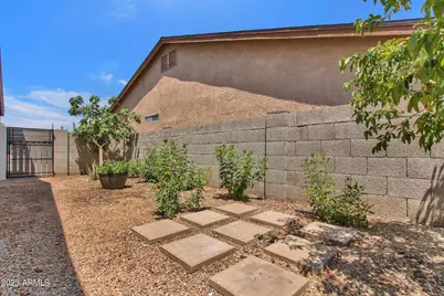 6867 E Phelps Road, Scottsdale, AZ 85254 - Photo 19