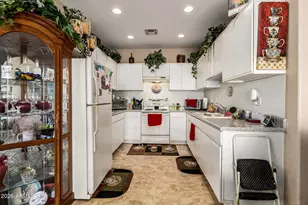 22843 E Ivanhoe St, Mesa, AZ 85212 - Photo 57