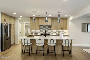 3023 N 49th St, Phoenix, AZ 85018 - Photo 9