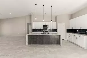 37289 W Hilton Ave, Tonopah, AZ 85354 - Photo 15