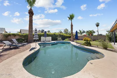 7957 W Dreyfus Drive, Peoria, AZ 85381 - Photo 51