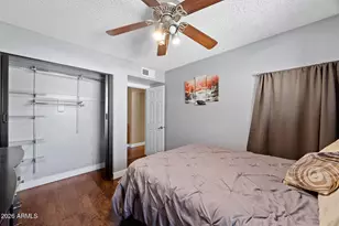 7957 W Dreyfus Dr, Peoria, AZ 85381 - Photo 31