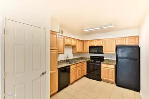 330 S Beck Ave, Tempe, AZ 85281 - Photo 7