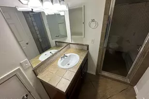 5727 S 21st Terrace, Phoenix, AZ 85040 - Photo 11