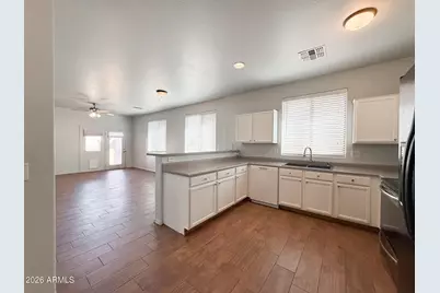 6919 S 37th Glen, Phoenix, AZ 85041 - Photo 7