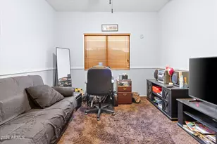 904 W St Charles Ave, Phoenix, AZ 85041 - Photo 11