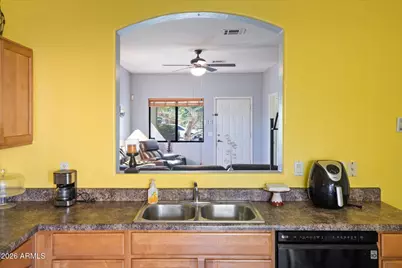 904 W Saint Charles Avenue, Phoenix, AZ 85041 - Photo 17