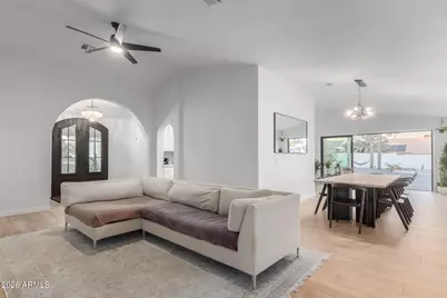 4039 E Morrow Drive, Phoenix, AZ 85050 - Photo 5