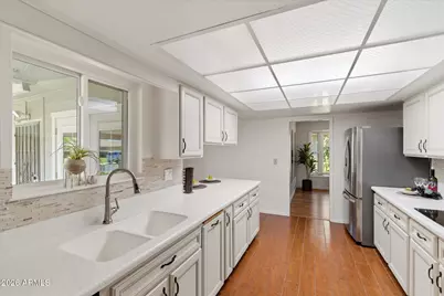 10616 W Roundelay Circle, Sun City, AZ 85351 - Photo 9