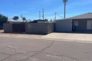 1811 N 44th St, Phoenix, AZ 85008 - Photo 7