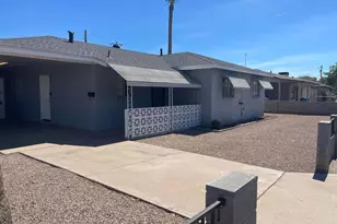 1811 N 44th St, Phoenix, AZ 85008 - Photo 1