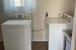 1811 N 44th St, Phoenix, AZ 85008 - Photo 29