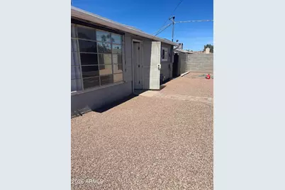1811 N 44th Street, Phoenix, AZ 85008 - Photo 27