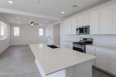 12073 W Calle De Pompas, Peoria, AZ 85383 - Photo 3