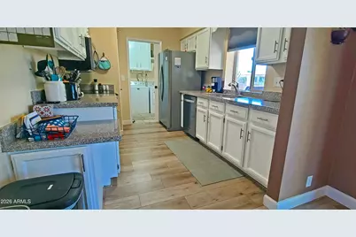 7807 E Medina Avenue, Mesa, AZ 85209 - Photo 9