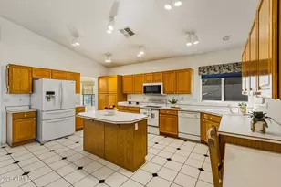 16840 S 36th Pl, Phoenix, AZ 85048 - Photo 7